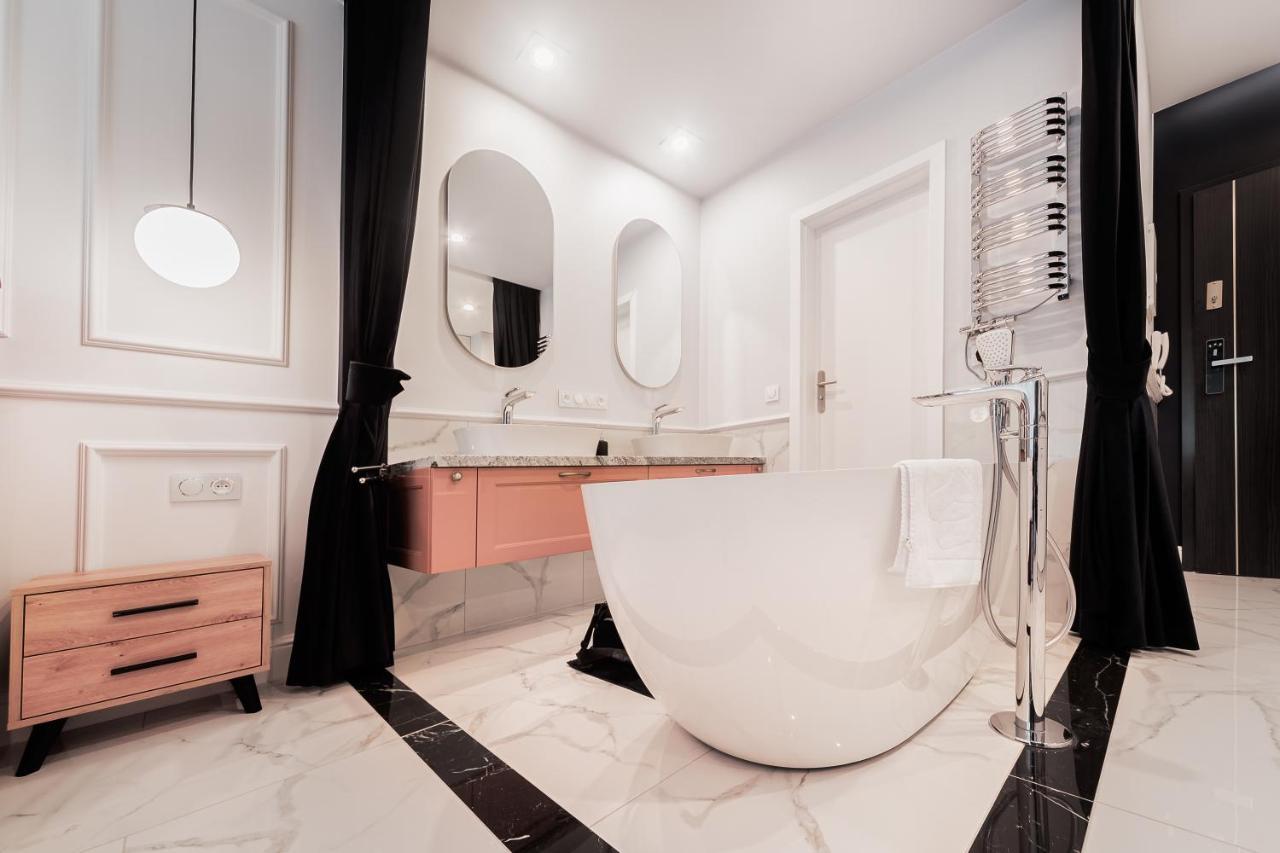 Apartpark Lividius -Uzdrowiskowa 46 Przy Plazy W Swinoujsciu 斯维诺乌伊希切 外观 照片