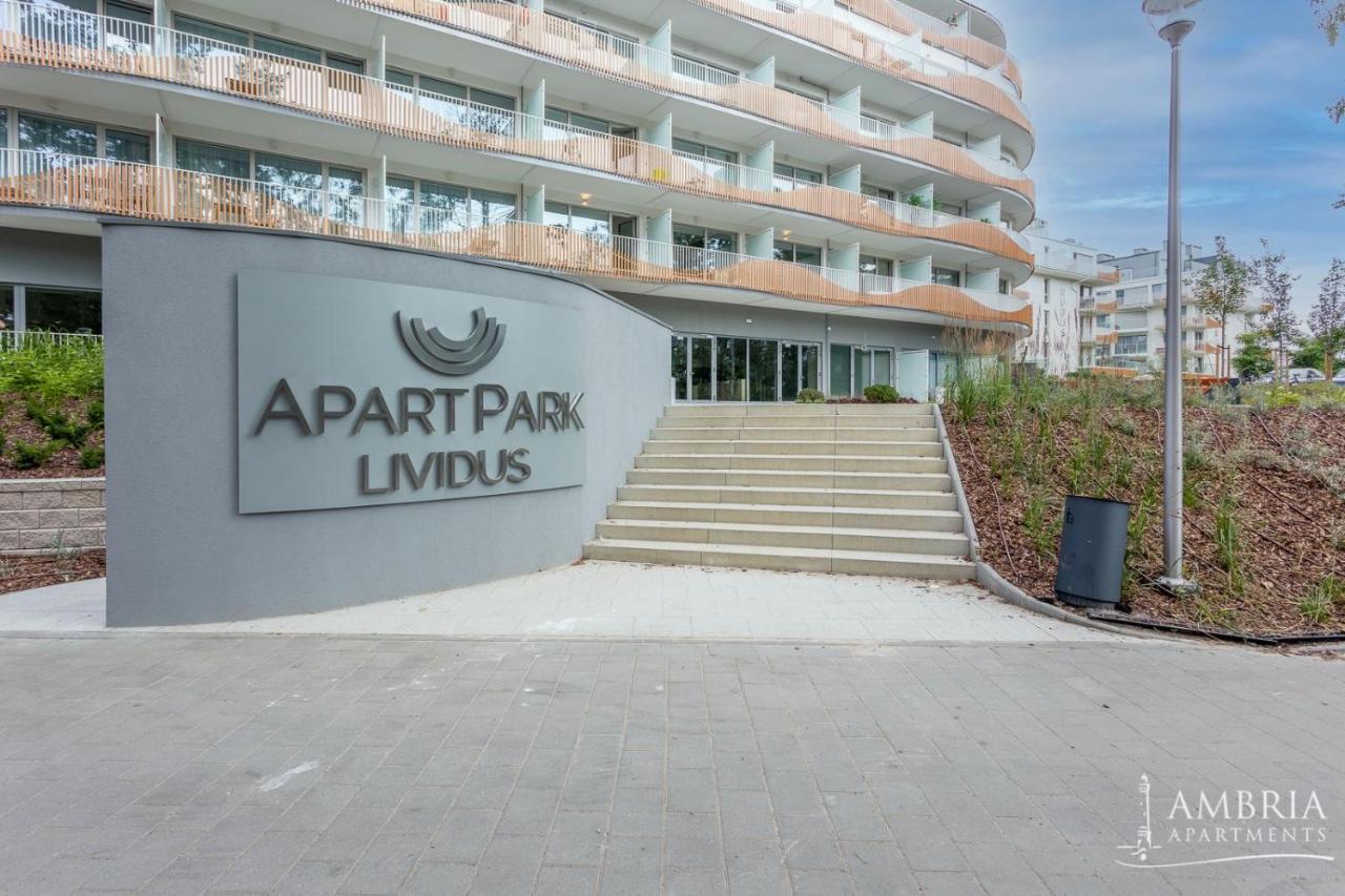 Apartpark Lividius -Uzdrowiskowa 46 Przy Plazy W Swinoujsciu 斯维诺乌伊希切 外观 照片