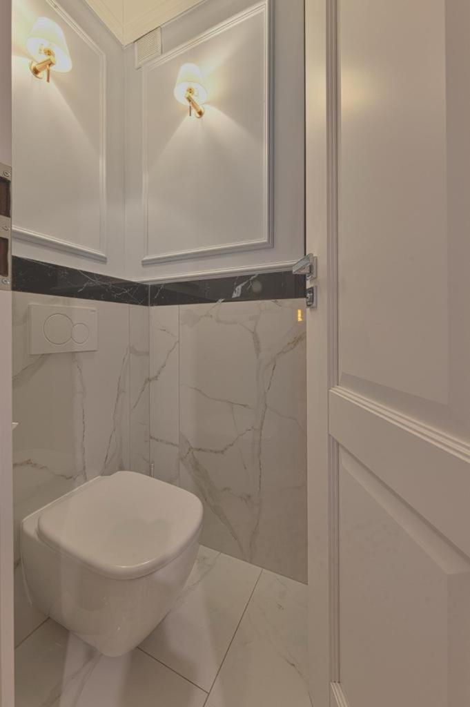 Apartpark Lividius -Uzdrowiskowa 46 Przy Plazy W Swinoujsciu 斯维诺乌伊希切 外观 照片
