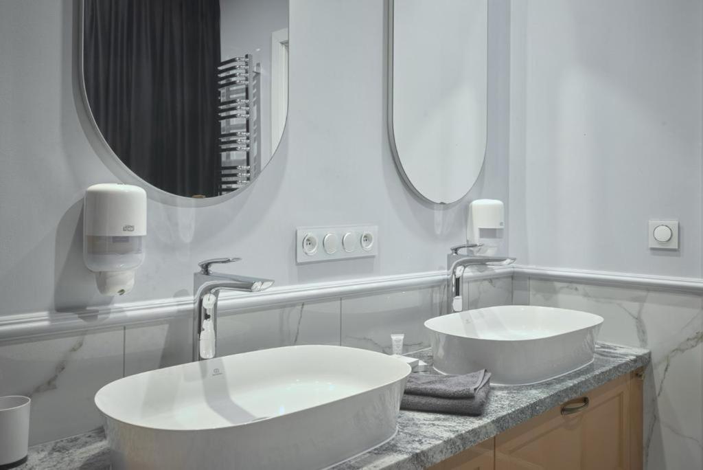 Apartpark Lividius -Uzdrowiskowa 46 Przy Plazy W Swinoujsciu 斯维诺乌伊希切 外观 照片